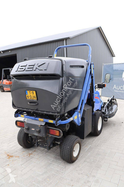 Espaces verts Iseki SF235