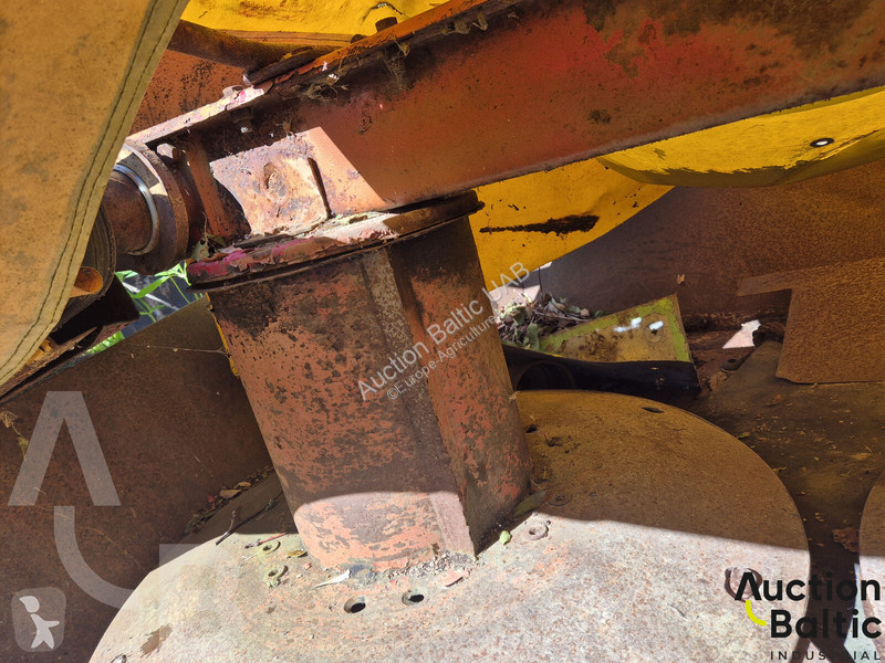 Landscaping equipment