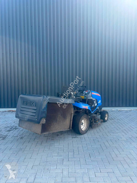 Zonas verdes Iseki E42