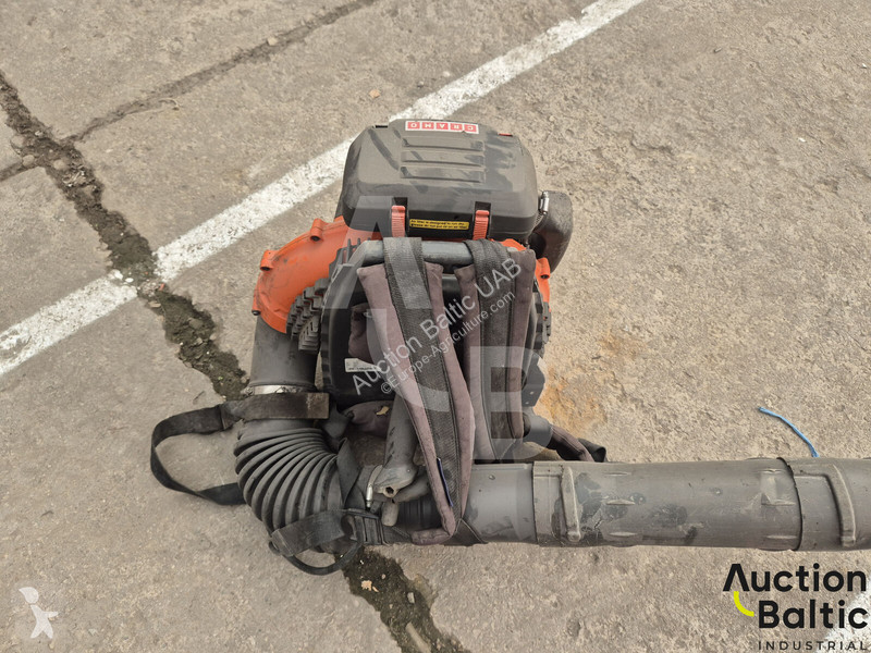 Zelené plochy Husqvarna 570BTS