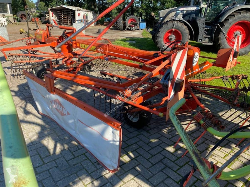 Zonas verdes Kuhn GA 6000