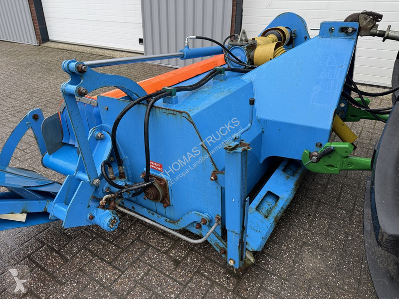 Espaces verts  Combinator CB200, Turf...