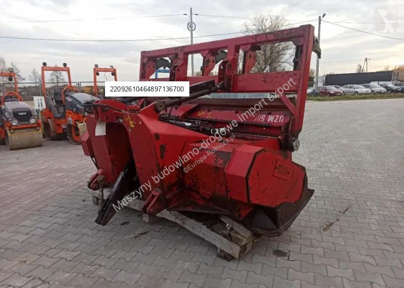 UZM 580 landscaping equipment