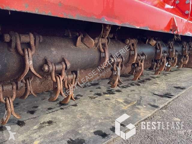 Espaces verts Kuhn  PRO 210