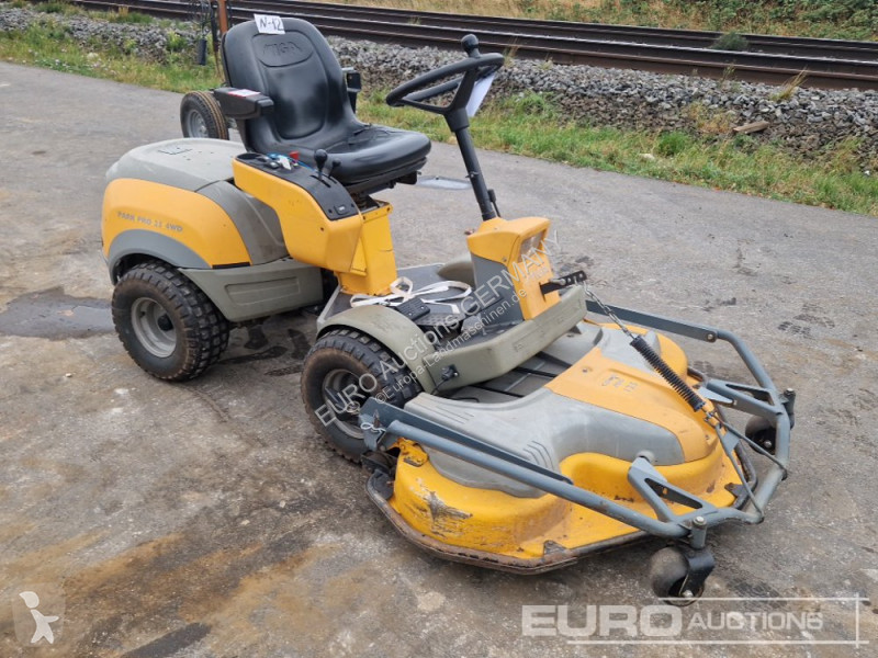 مساحات خضراء Stiga PARK PRO 25