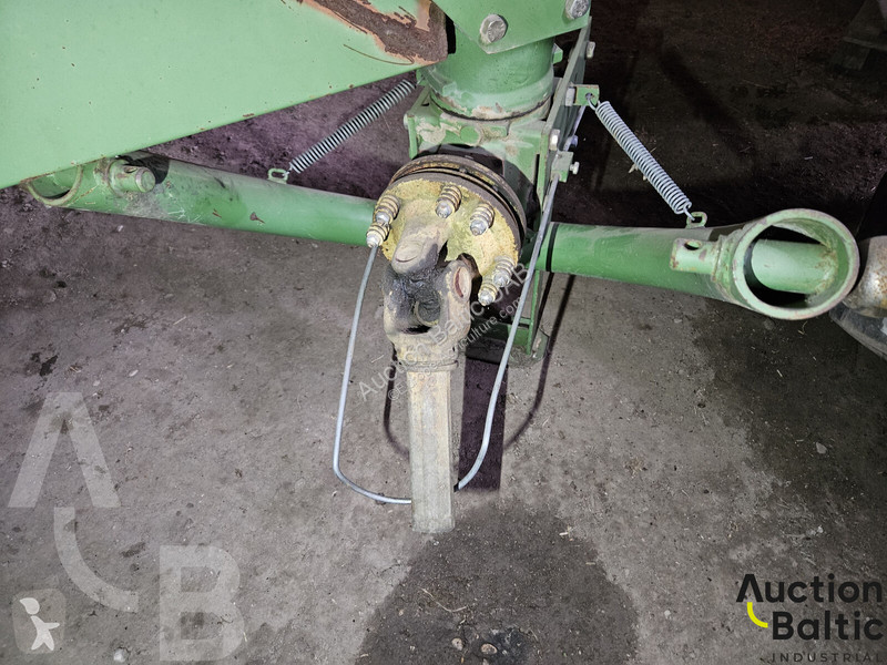 Krone Easy Cut 3200 CV landscaping equipment
