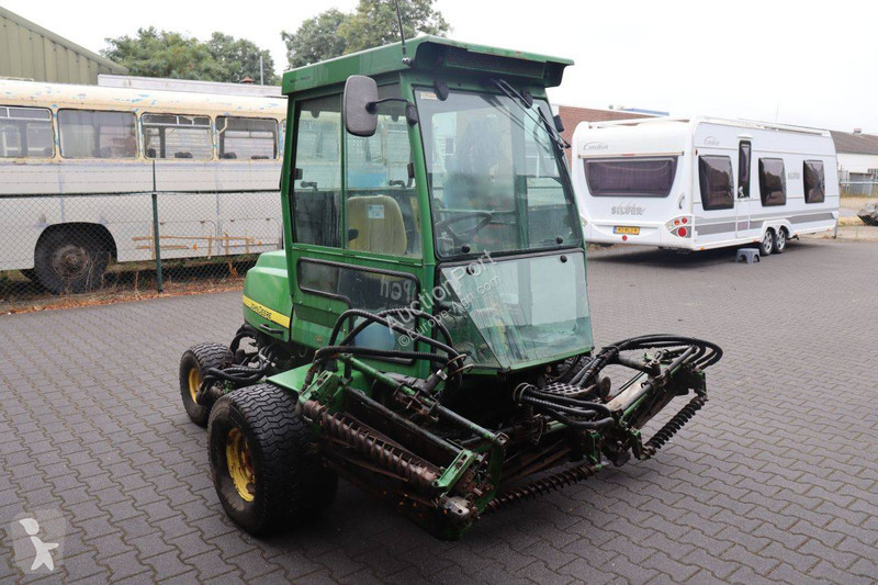 Zonas verdes John Deere Mower