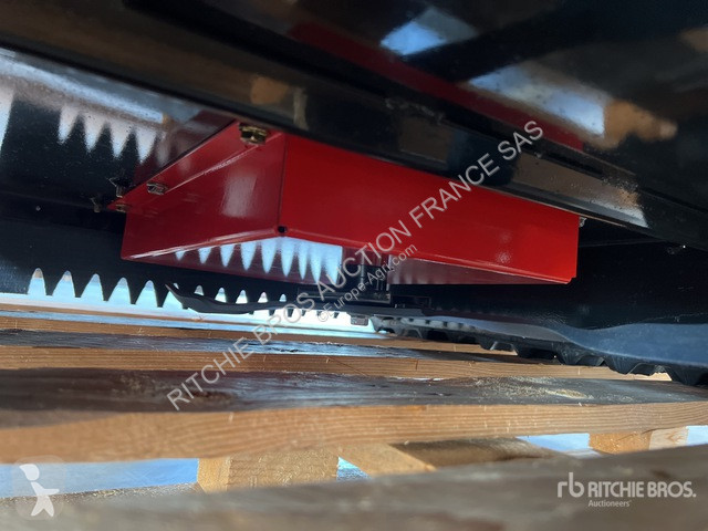 Espaces verts Raptor  VT900