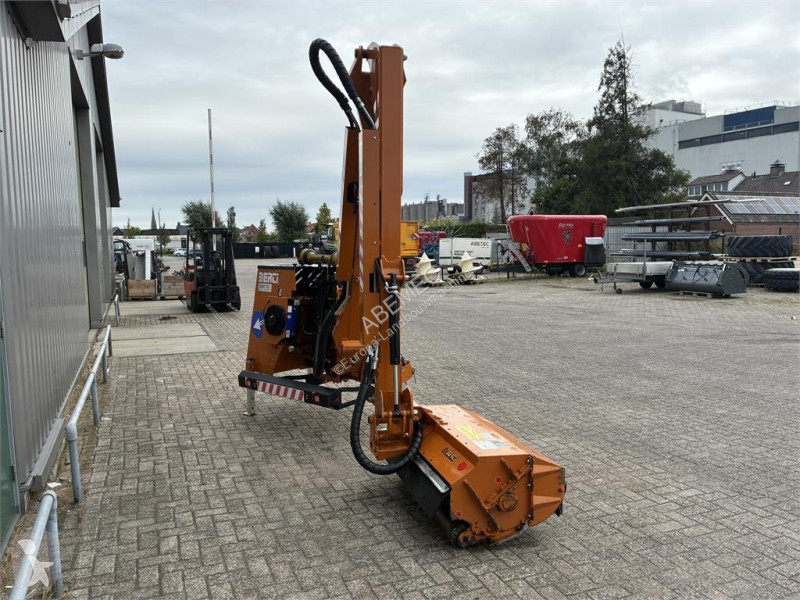 Tereny zielone Berti FBP 600 met comfort bediening