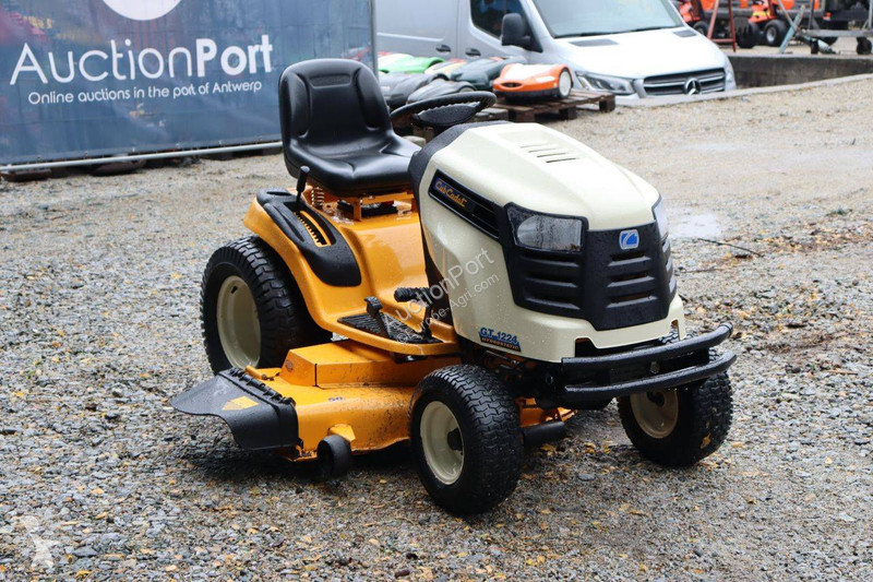 Zonas verdes Cub Cadet GT-1224 Hydrostatic