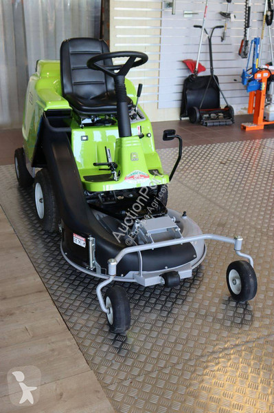 Zonas verdes Grillo FD 220R