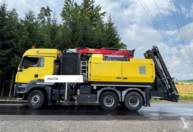 Zelené plochy MAN M100L