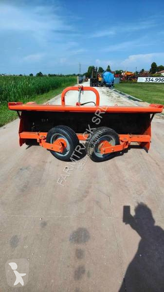 Zelené plochy Tierre TRL 230