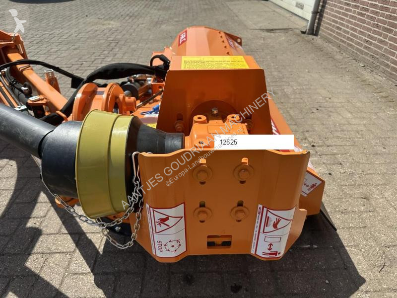 Zonas verdes jardins  Super 2100