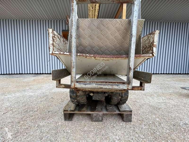 Espaces verts   BROUETTE A MOTEUR MACHINE SUISSE