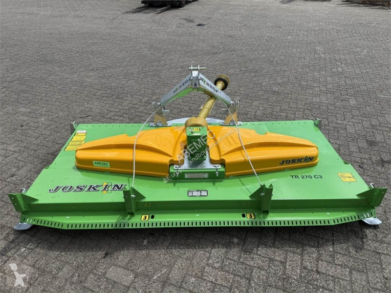Zonas verdes jardins Joskin TR 270 C3