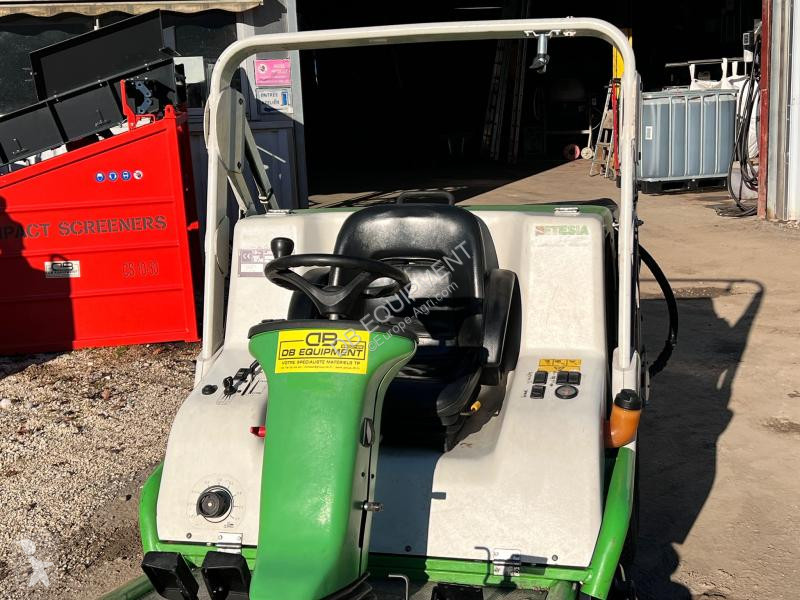 Grönområden Etesia  HYDRO 124D Tondeuse...