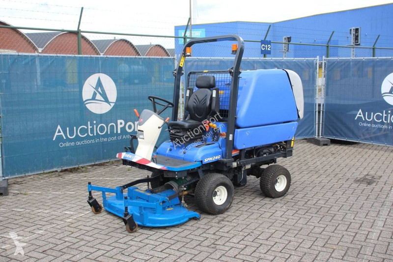 Grönområden Iseki SFH 240 Hooglosser