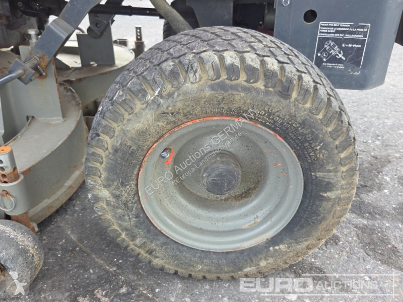 Zonas verdes Kubota G23-3