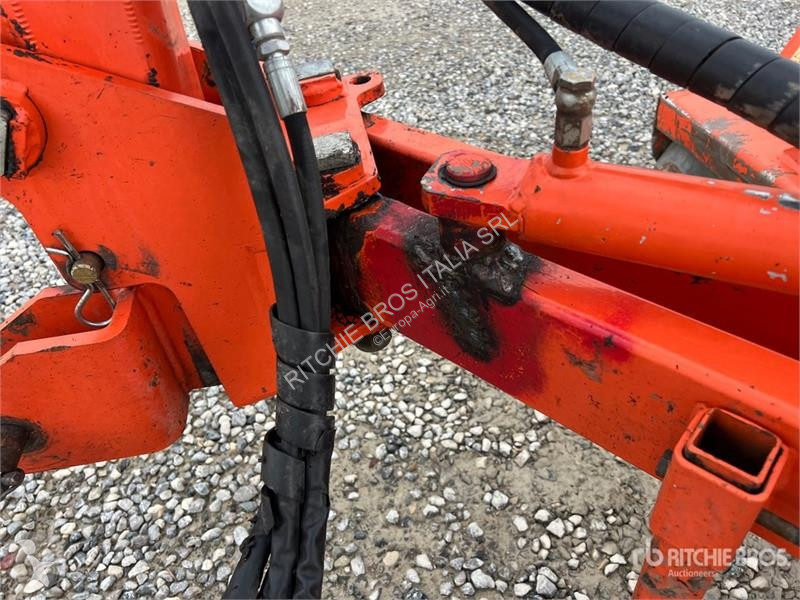 Zonas verdes jardins Tierre TCL 180 Flail Mower