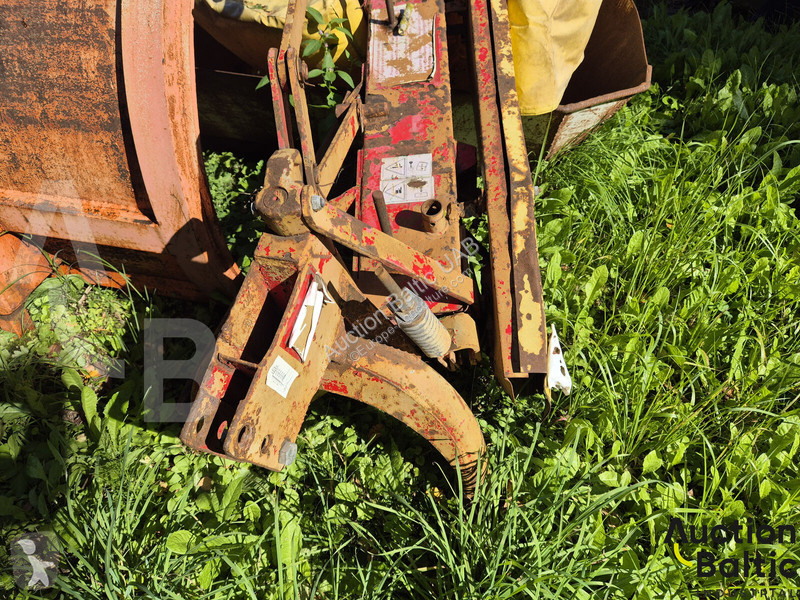 Landscaping equipment