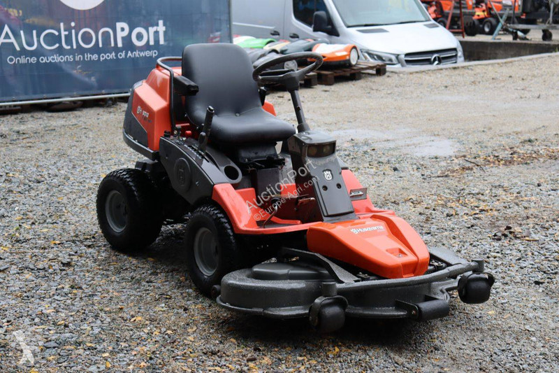 Zonas verdes Husqvarna R422Ts AWD