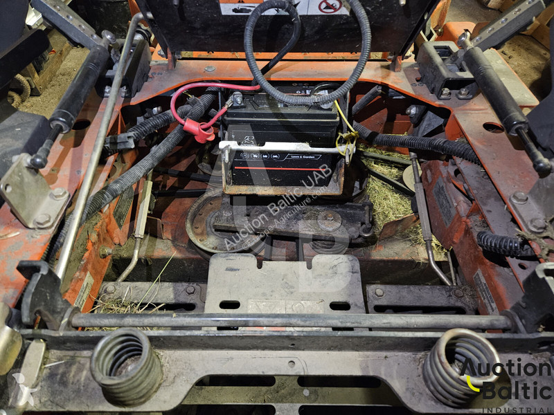 Zelené plochy Husqvarna PZ 29 CE