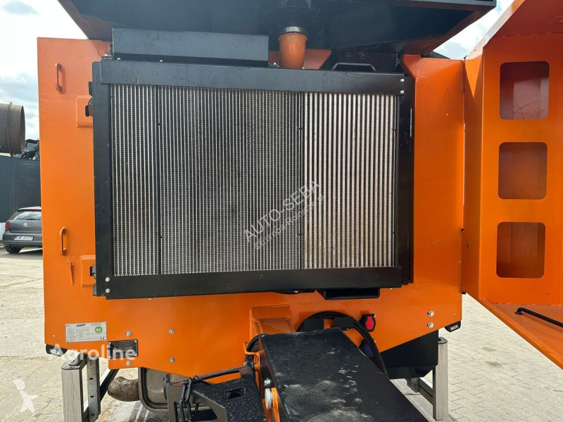 Zelené plochy Doppstadt AK235 profi,...