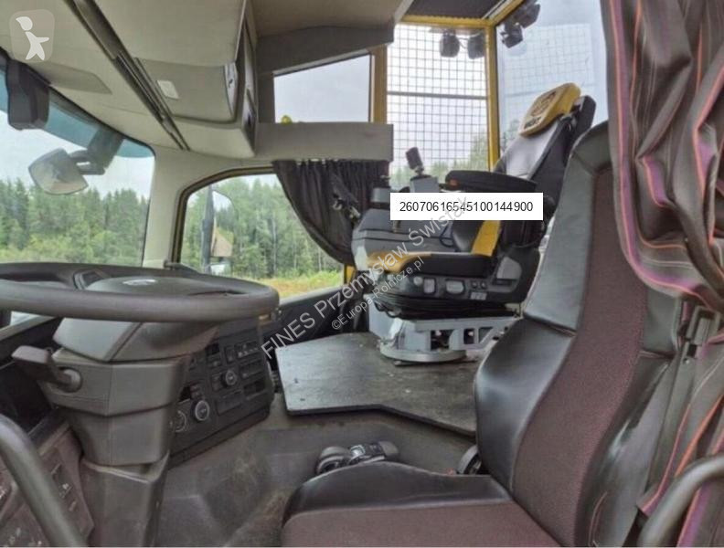 شاحنة Volvo FMX 540 / 6x6 / RĘBAK DO DREWNA /...