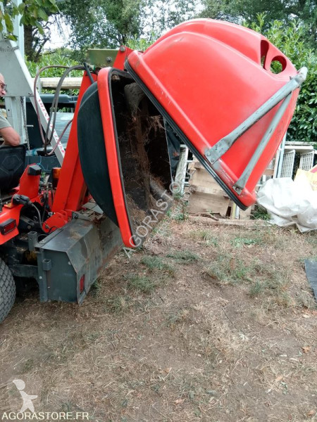 Grönområden Kubota B2200 2 roues motrices