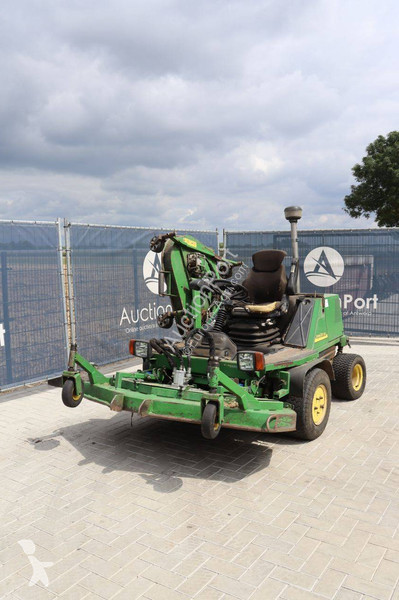 Zonas verdes John Deere 1515 S.II BM