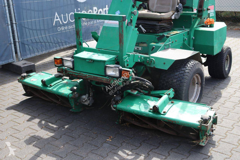 Zonas verdes Ransomes PARKWAY 2250