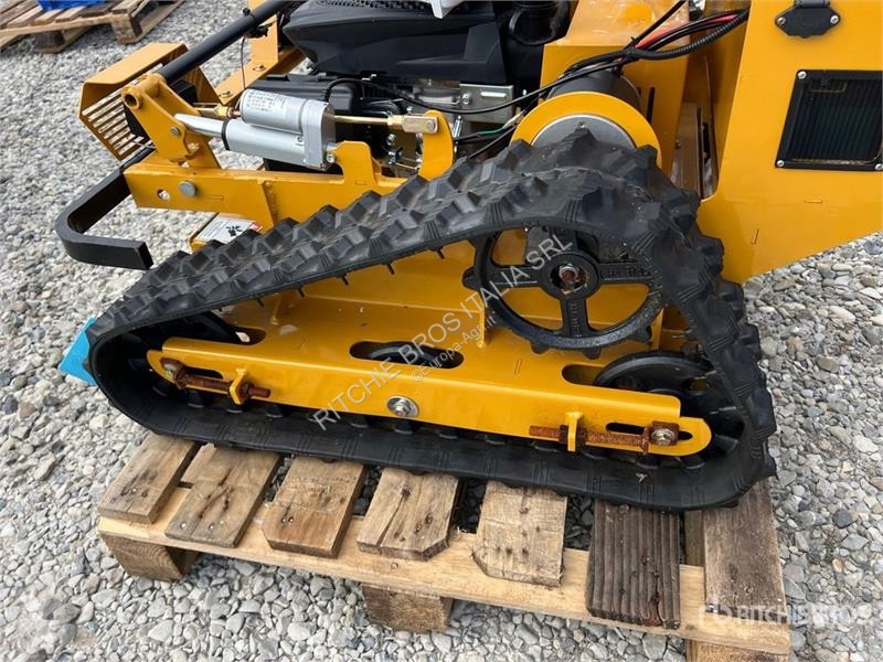 Zonas verdes jardins  Velon AT-1000 Lawn Mower...
