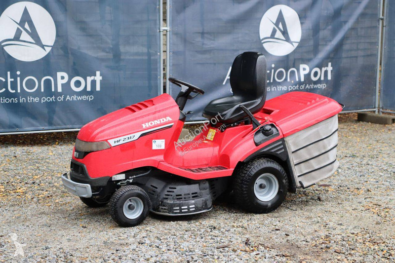 Espaces verts Honda HF 2317