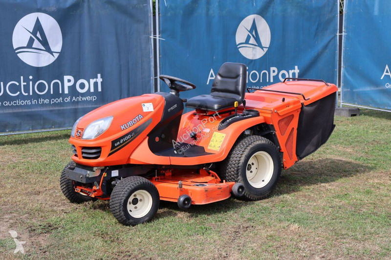 Zonas verdes Kubota GR2100-II