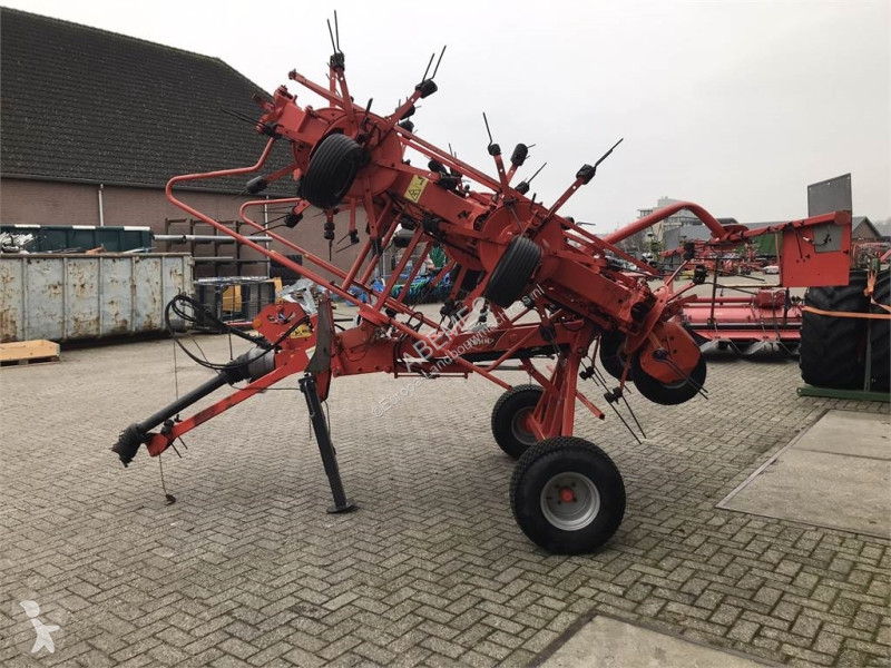 Zonas verdes Kuhn GF 10802 T
