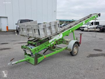 Átrakó pótkocsi