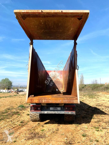 Remorque agricole Huret  BENNE A FOND POUSSANT