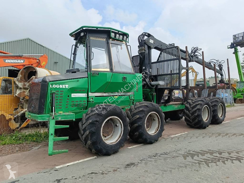 5F log forwarder with hiab crane + grab farming...
