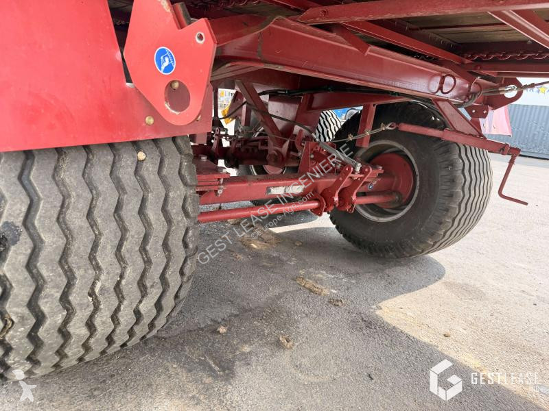 Strautmann  VITESSE E4701 farming trailer