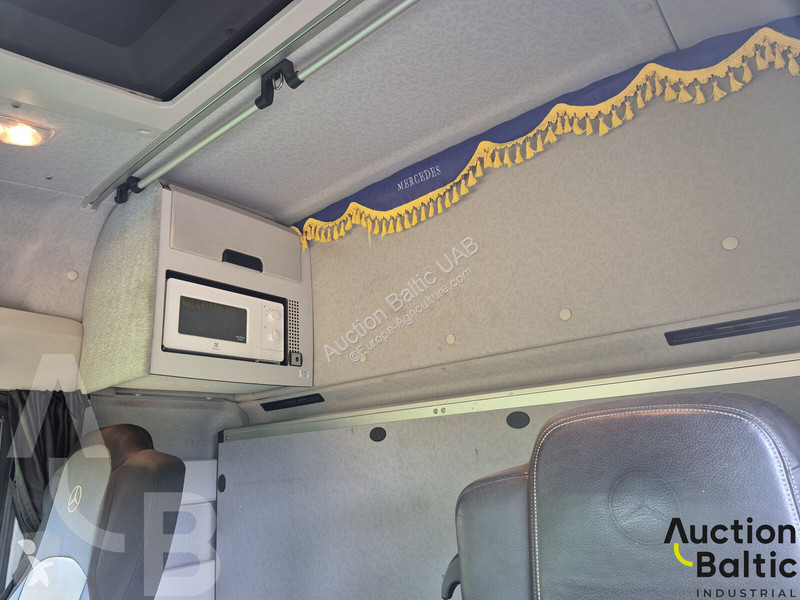 Przyczepa rolnicza Mercedes Arocs 1824 K