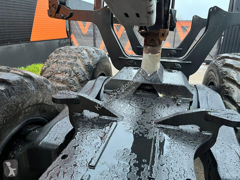 Utilaje forestiere Komatsu 895 8x8 LOADFLEX /...