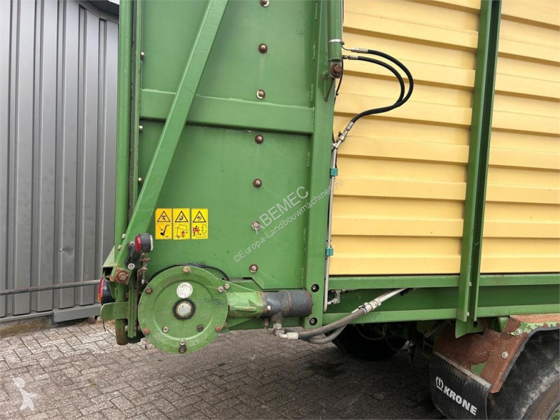 Krone Titan 6/50 GL farming trailer