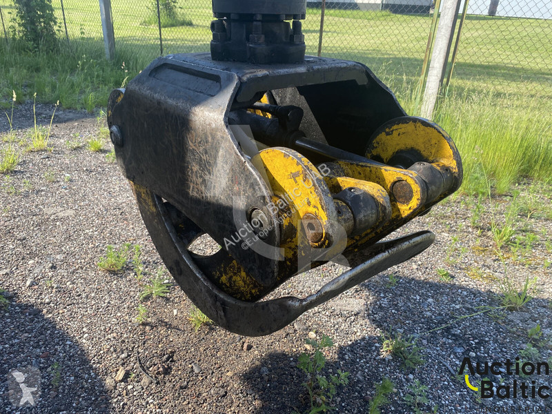 Komatsu 895 farming trailer