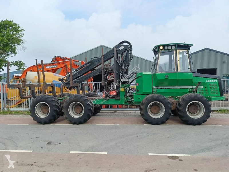 5F log forwarder with hiab crane + grab farming...