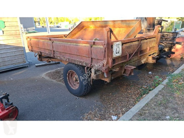 Benă cu oblon mobil