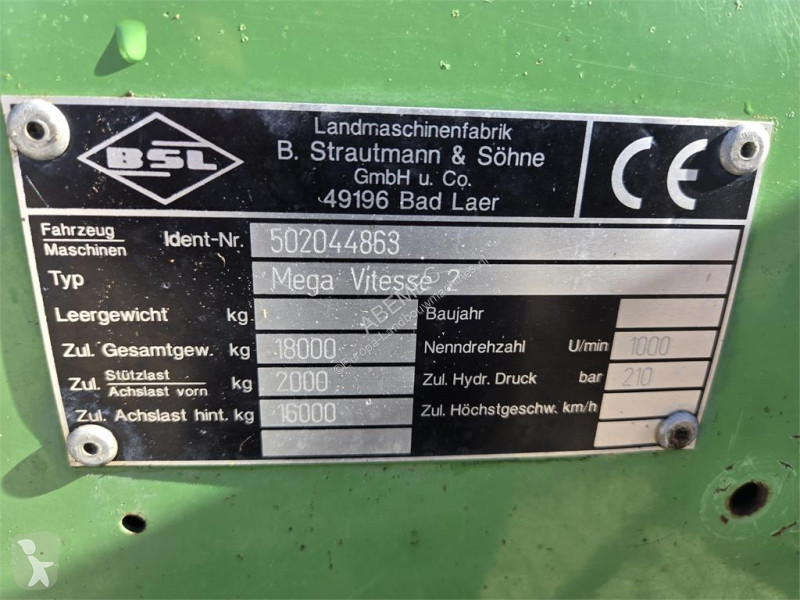 Remolque agrícola Strautmann mega vitesse 2