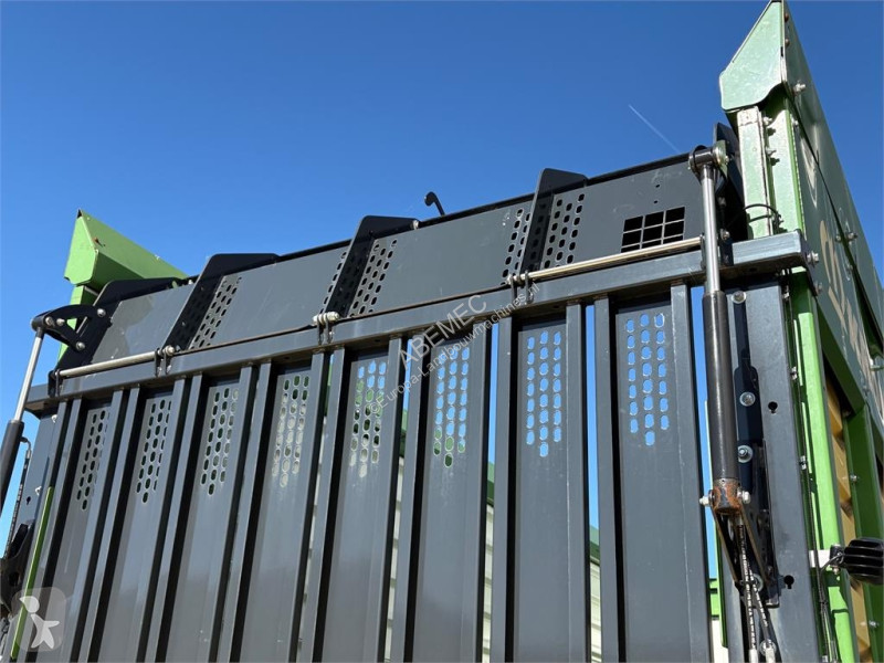 Krone MX 330 GL farming trailer