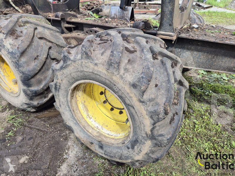 Remorcă agricolă John Deere 1010 E