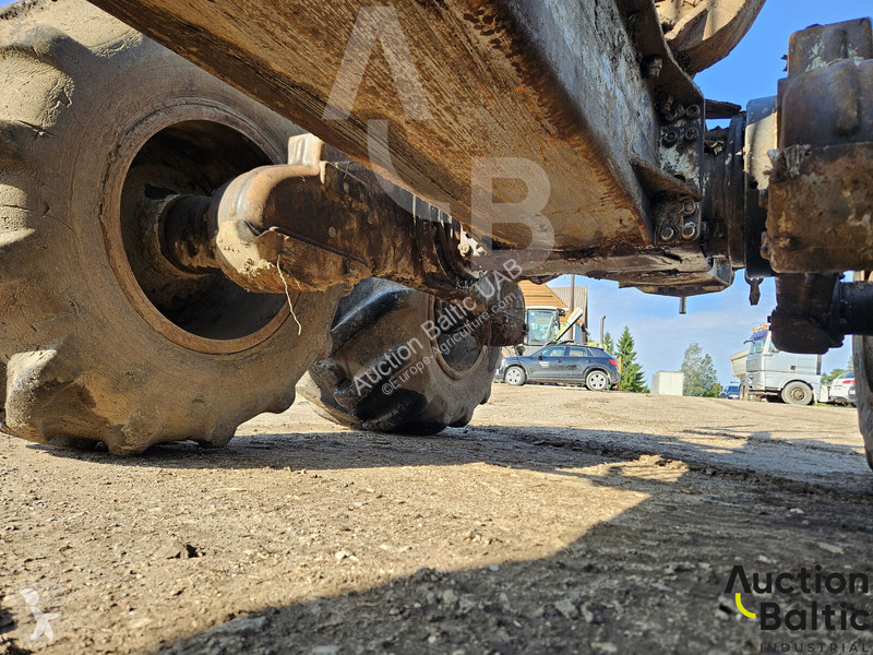 Remolque agrícola Komatsu 830